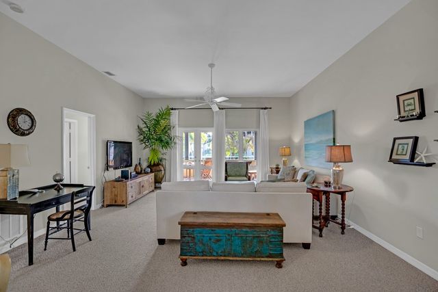 5040 Harmony Circle 201, Vero Beach, FL 32967