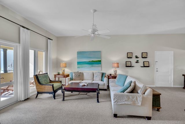 5040 Harmony Circle 201, Vero Beach, FL 32967