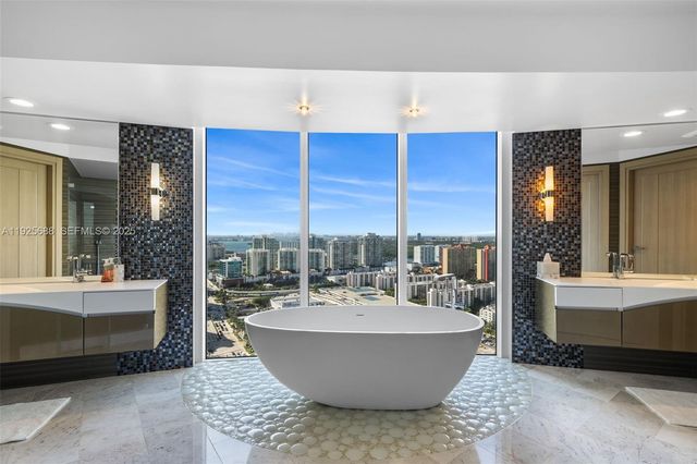 17201 Collins Avenue 3505, Sunny Isles Beach, FL 33160