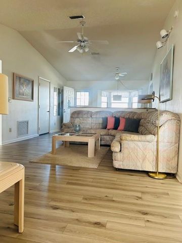 8506 SW 93RD STREET B, Ocala, FL 34481