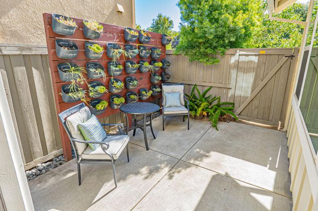 2248 Cannery Loop, Davis, CA 95616