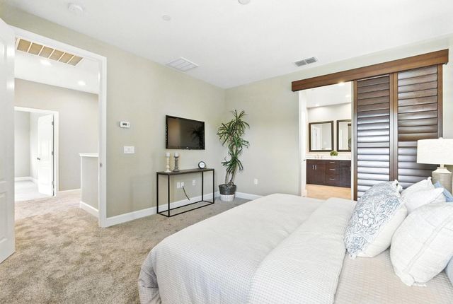 2248 Cannery Loop, Davis, CA 95616