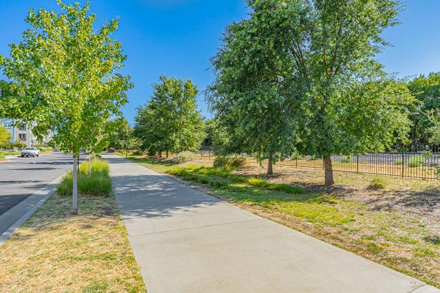 2248 Cannery Loop, Davis, CA 95616