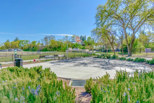 2248 Cannery Loop, Davis, CA 95616