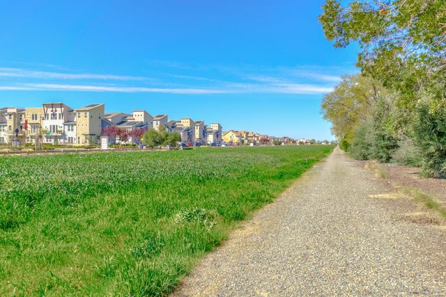 2248 Cannery Loop, Davis, CA 95616