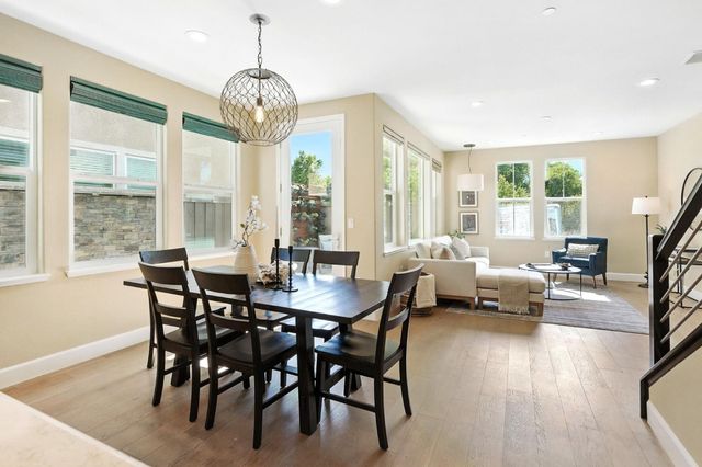 2248 Cannery Loop, Davis, CA 95616