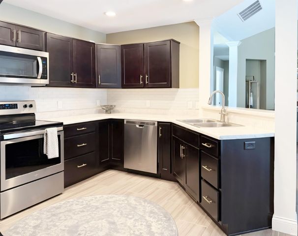 2279 Kapiti Point, Fort Wayne, IN 46808