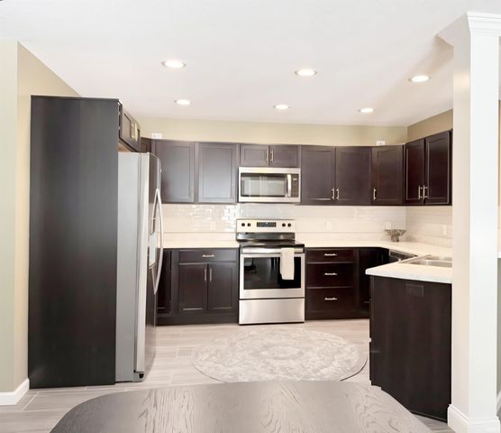 2279 Kapiti Point, Fort Wayne, IN 46808