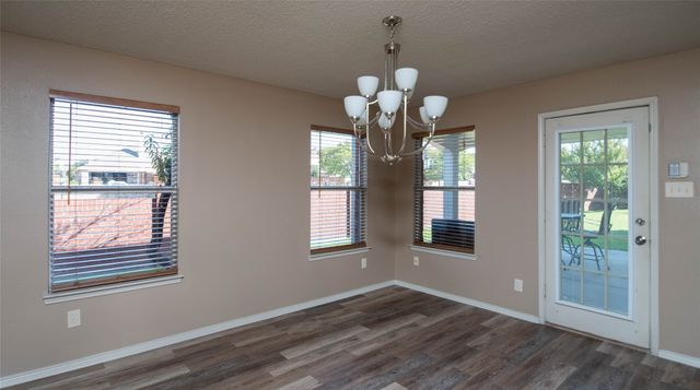 901 Elizabeth Drive, Lewisville, TX 75067
