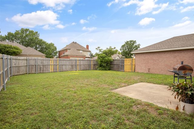 141 Buffalo Creek Drive, Desoto, TX 75115