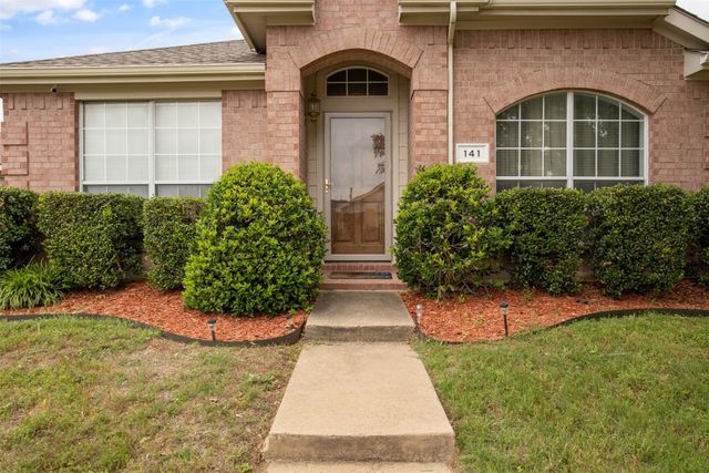 141 Buffalo Creek Drive, Desoto, TX 75115