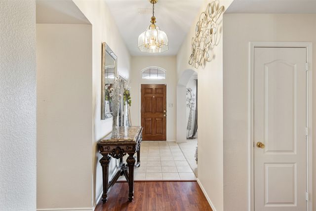141 Buffalo Creek Drive, Desoto, TX 75115