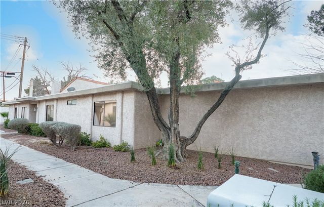 2451 Domingo Street, Las Vegas, NV 89121