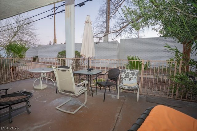 2451 Domingo Street, Las Vegas, NV 89121