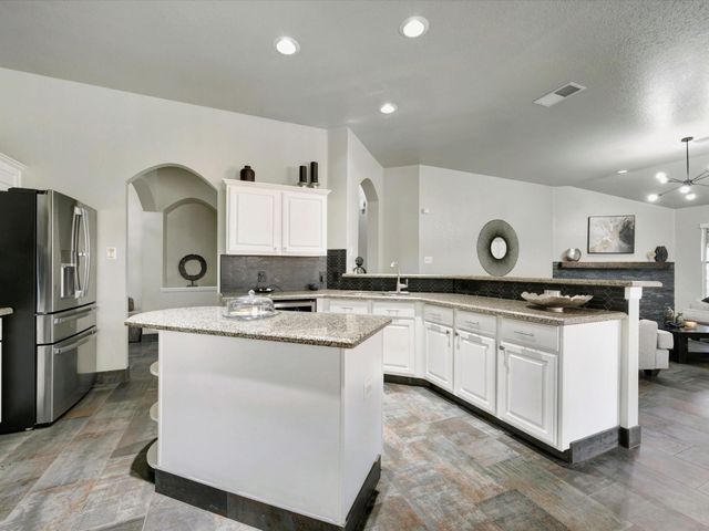 1718 Buckingham Drive, Pasadena, TX 77504