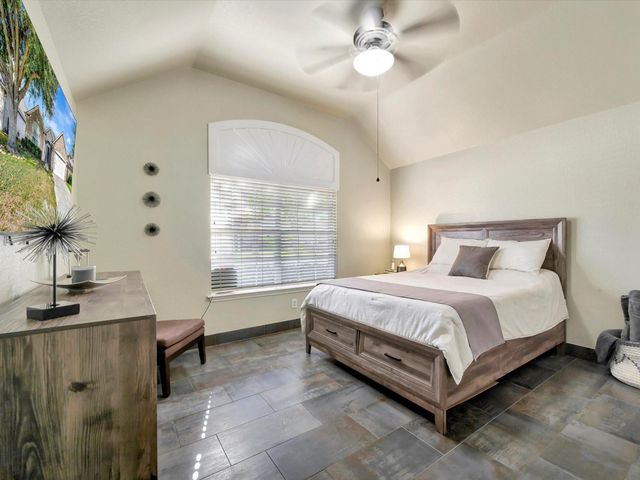 1718 Buckingham Drive, Pasadena, TX 77504