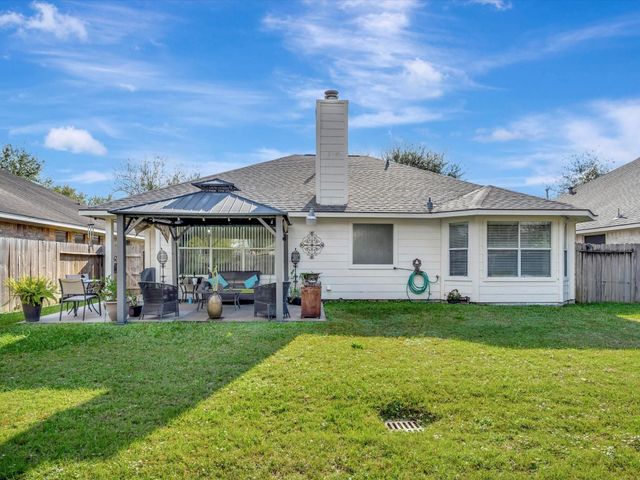 1718 Buckingham Drive, Pasadena, TX 77504