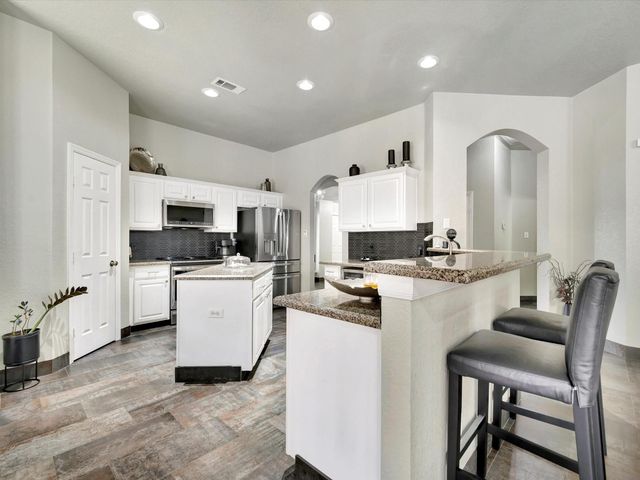 1718 Buckingham Drive, Pasadena, TX 77504