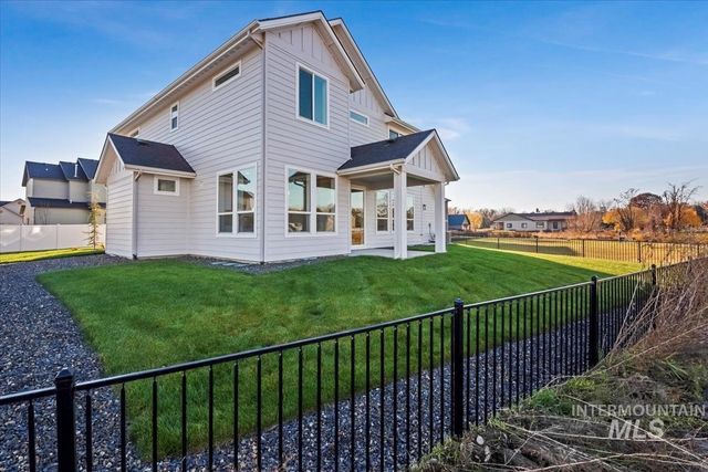 404 Hidden Mill Ct, Middleton, ID 83644