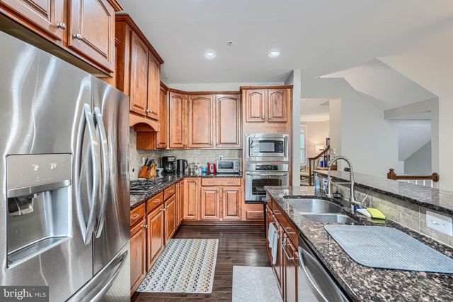 432 GRAND ST, Gaithersburg, MD 20878