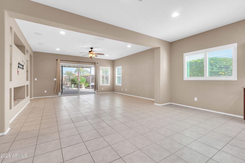Image 12 of property listing at 5265 S DANTE --, Mesa, AZ 85212
