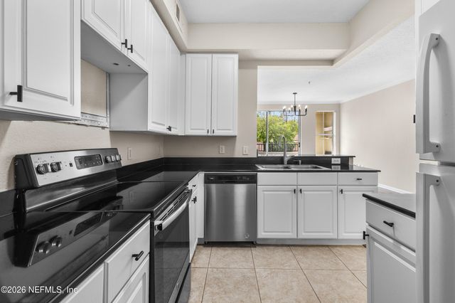 8539 GATE Parkway 9233, Jacksonville, FL 32216