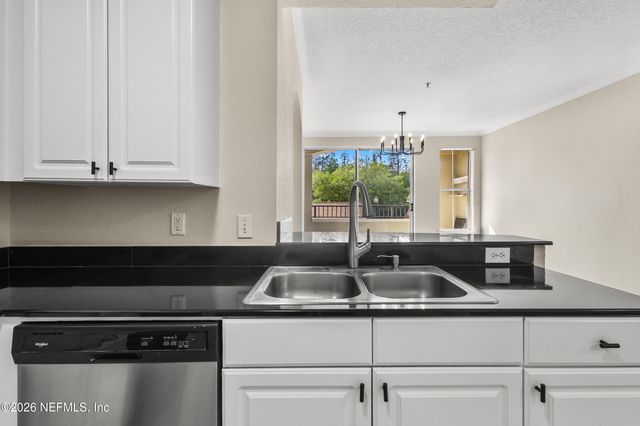 8539 GATE Parkway 9233, Jacksonville, FL 32216