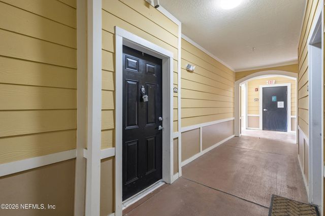 8539 GATE Parkway 9233, Jacksonville, FL 32216
