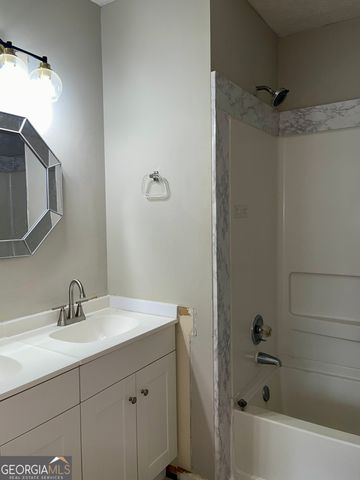 945 Silverwood Drive, Atlanta, GA 30349