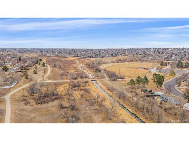 2262 S Jasper Way B, Aurora, CO 80013