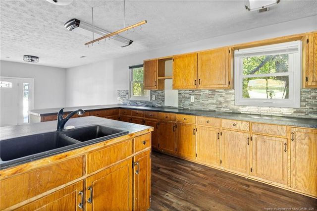 1945 Wordsworth Drive, Fayetteville, NC 28304