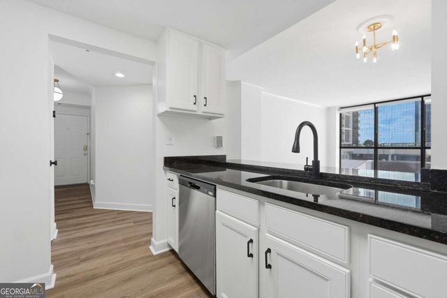 1280 W Peachtree Street NW 1412, Atlanta, GA 30309