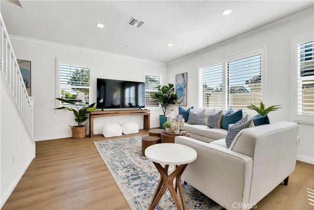 16054 Tanzinite, Chino, CA 91708