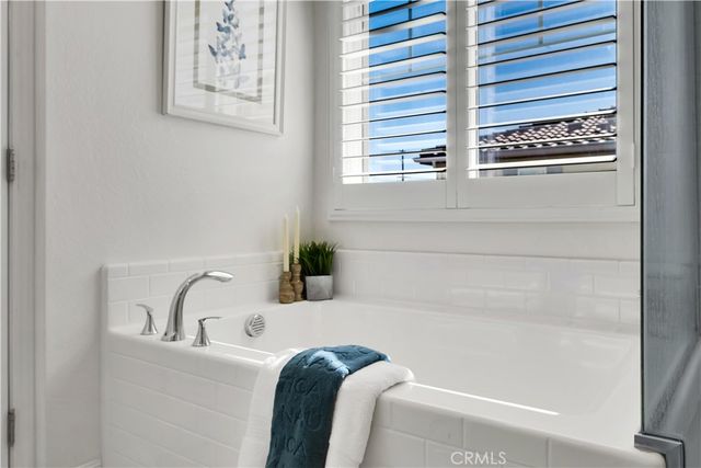 16054 Tanzinite, Chino, CA 91708