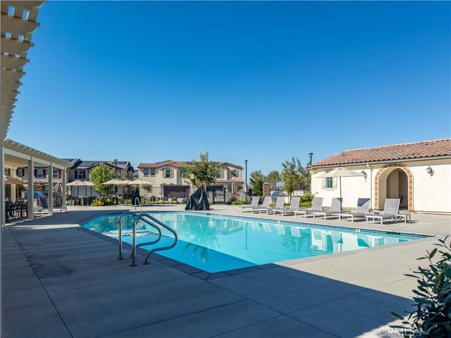 16054 Tanzinite, Chino, CA 91708