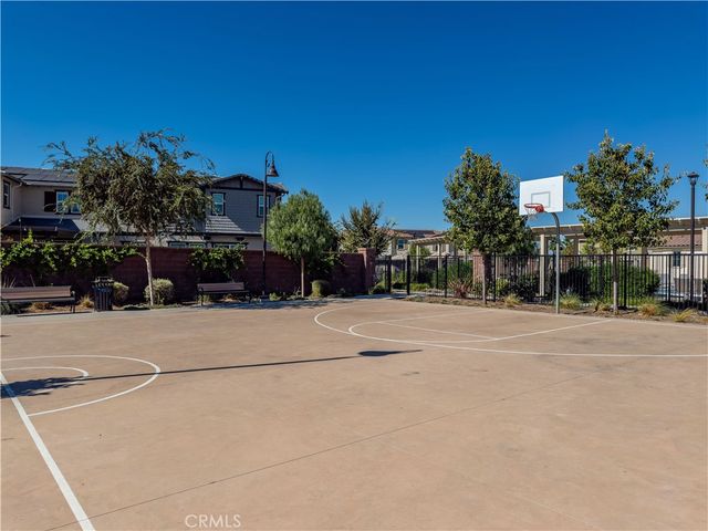 16054 Tanzinite, Chino, CA 91708