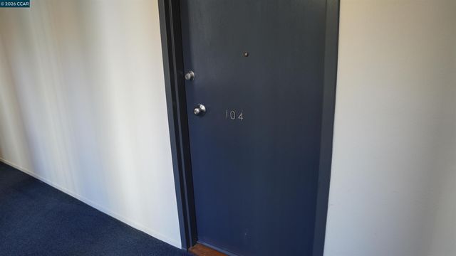 758 Kingston Ave 104, Oakland, CA 94611