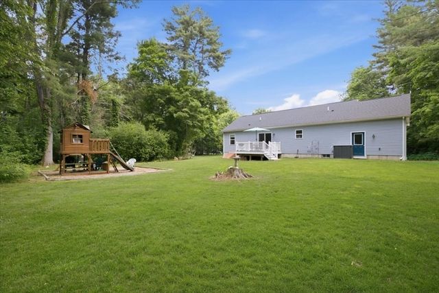 85 Lewis Ave 85, Walpole, MA 02081
