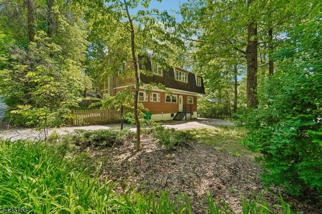 51 Lonaconing Rd, Vernon Twp., NJ 07422