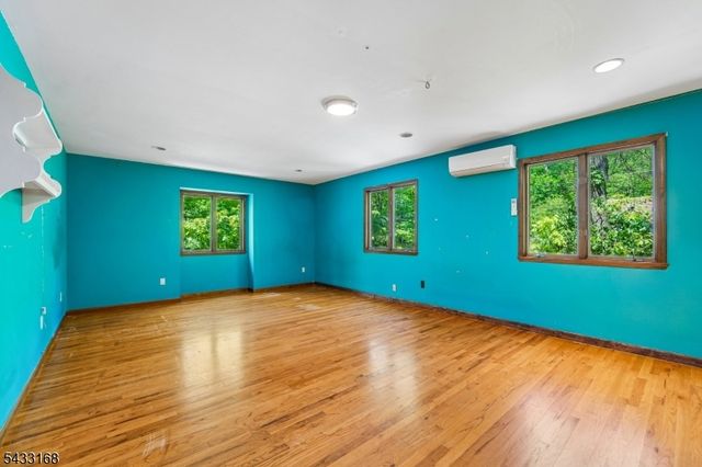 51 Lonaconing Rd, Vernon Twp., NJ 07422