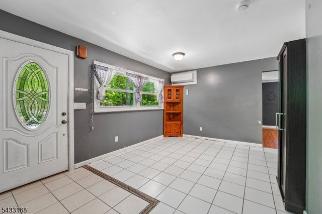 51 Lonaconing Rd, Vernon Twp., NJ 07422