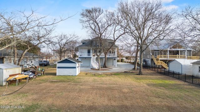 1031 Mallard Bay Road, Hampstead, NC 28443