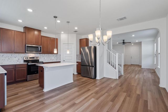 1032 Santiam ST, Georgetown, TX 78626