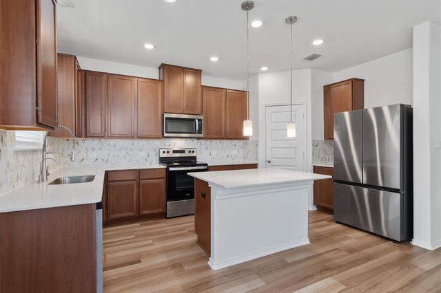 1032 Santiam ST, Georgetown, TX 78626