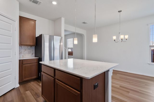 1032 Santiam ST, Georgetown, TX 78626
