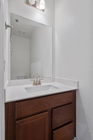 1032 Santiam ST, Georgetown, TX 78626