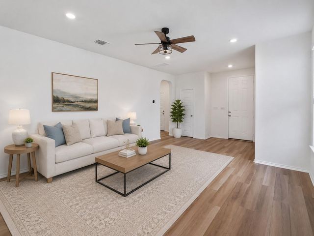 1032 Santiam ST, Georgetown, TX 78626