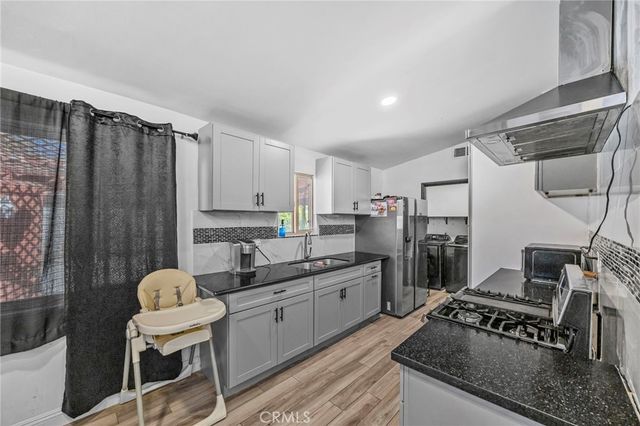 9417 Mango, Fontana, CA 92335