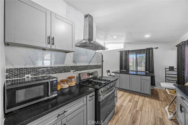 9417 Mango, Fontana, CA 92335