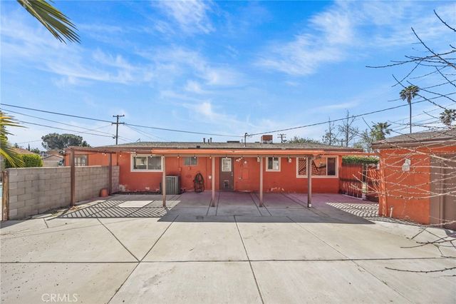 9417 Mango, Fontana, CA 92335